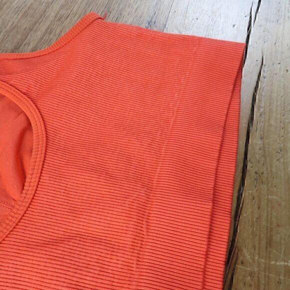 RIBBED ORANGE SPORTS BRA CROPPED TOP SIZE SMALL - Picture 3 of 6